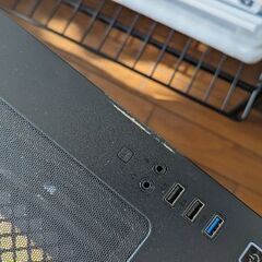 PCケース（DEEPCOOL MATREXX 55 V3 ADD-RGB 3F）の画像