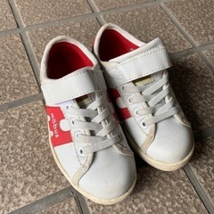 キッズスニーカー