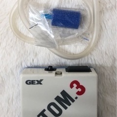 【中古品】GEX ジェックス 携帯用 乾電池式 エアポンプ アトム3 クリップ付き 釣り 停電時の代用など 飼育 淡水魚 海水魚　 の画像