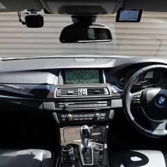 検査7年9月523d ラグジュアリー LCI 後期型 ACCアクティブクルーズ/ディーゼルターボ/ブラックダコタレザー/HDDナビ/地デジ/バックカメラ/ETCの画像