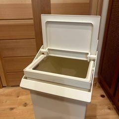 トステ　TOSTE ゴミ箱　2個あります！の画像