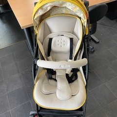 Aprica アプリカ ベビーカー イエローの画像