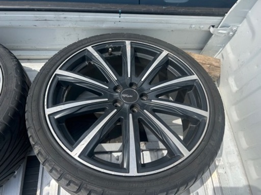 プリウス50  30 アネーロコラソン　235/35R19 114.3 4本