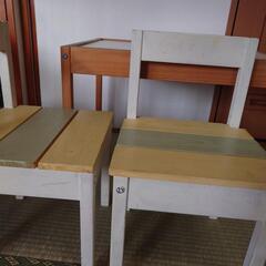 IKEA キッズテーブルセットの画像
