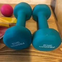  ダンベル3kg ゴムバンドの画像