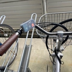 自転車 クロスバイクの画像