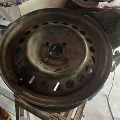 車のパーツ タイヤ、ホイールの画像