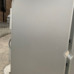 コールマンテーブルセットとパラソル(再募集)の画像