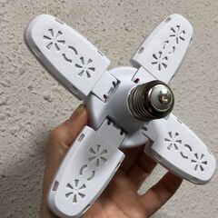 ブレード型LED電球（ほぼ新品）④の画像