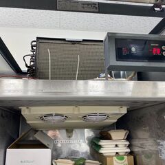 【中古・業務用冷凍庫・美品】	大和冷機 / 231LSS / 縦型 業務用 2ドア冷凍庫 厨房の画像