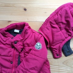 フードが外せるアウター　ジャンパー 80 プティマイン　赤の画像