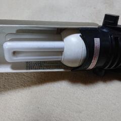 電気スタンド 蛍光灯 クリップの画像