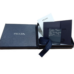 PRADA マネークリップ付き ウォレット 2MN077