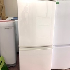 北九州市内配送無料　保証付き シャープ SHARP SJ-D14B-W [冷蔵庫(137L・つけかえどっちもドア) 2ドア ホワイト系]