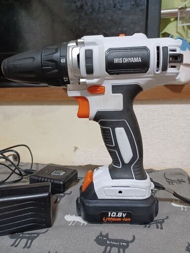 最終値下げアイリスオーヤマ充電式ドライバドリル