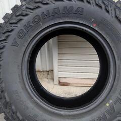車のパーツ タイヤ、ホイール