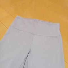 【お取引中】ヨガ　ウォーキング　ピラティスなどに　レギンスパンツ　Lサイズの画像