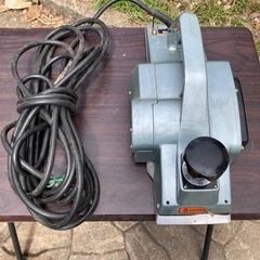 HITACHI 日立工機　電気かんな　100V 136mm P40
