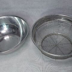 『巨大❗』中古 業務用 中古 ステンレス ザル 水切り 特大サイズ 米洗いなどに 直径450ｍｍ 厨房小物 店舗用品の画像