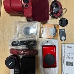 新品同様 Nikon1 J1 レンズセット ミラーレス デジカメ ニコン ワン ニコワンJ1 セット NIKKORズームレンズ の画像
