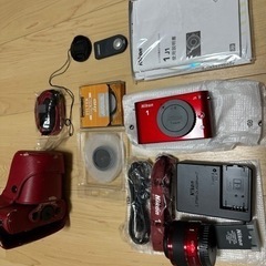 新品同様 Nikon1 J1 レンズセット ミラーレス デジカメ ニコン ワン ニコワンJ1 セット NIKKORズームレンズ の画像