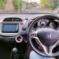 ホンダフィット hybrid の画像