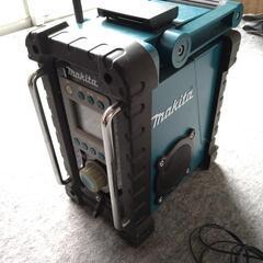【交渉中】マキタ充電式ラジオ MR100 中古品