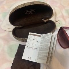 coachサングラス付属品付きの画像