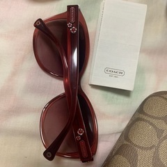 coachサングラス付属品付きの画像