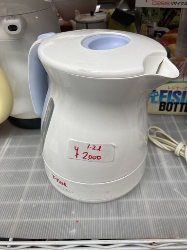 ☆中古￥2,000！T-fal　1.2㍑電気ケトル　家電　【BD172】
