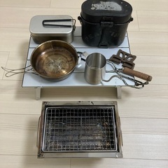 ソロキャンプセット　焚き火台、ロールテーブル、クッカー等
