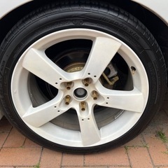 車のパーツ タイヤ、ホイール 18インチ　