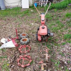 古い耕運機　培土機等セットの画像