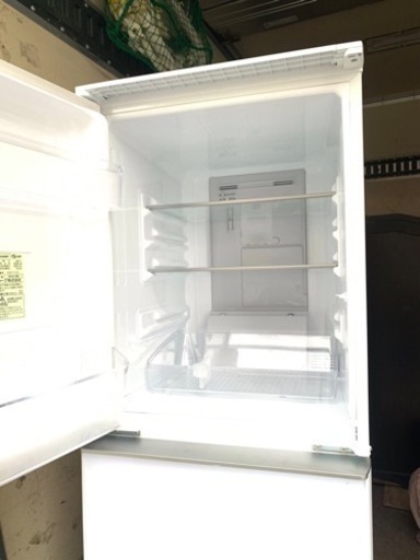 北九州市内配送無料　保証付き　シャープ 冷蔵庫 小型 2ドア 高品位ガラスドア採用 プラズマクラスター搭載 137L クリアホワイト 