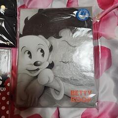 Betty Boop  ベティ  手帳 プロフィールブック 磁石などの画像