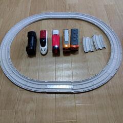  電車 レール おもちゃ 歯固め ミニカー 電話 アンパンマンの画像