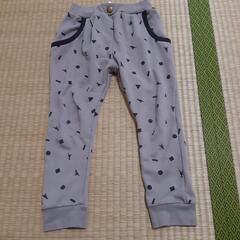 110サイズの秋冬用ズボン