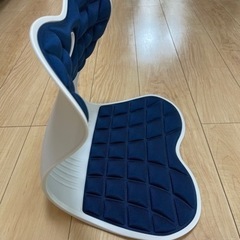 椅子　姿勢矯正　骨盤サポートの画像