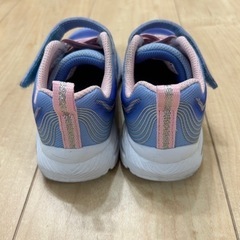 ほぼ未使用　Skechersキッズシューズ 17cm の画像