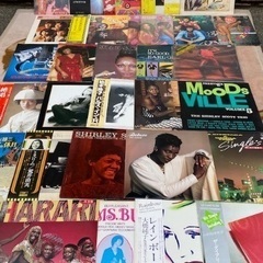 ◎お値下げしました‼️ 【断捨離中】 早い者勝ち‼️ レコード LP EP 300枚以上ELVIS PRESLEY エルビスプレスリー帯付エルトン・ジョン軍歌斉藤由貴邦楽洋楽 アーティストジャンル様々 中古 現状品 当時物 コレクター所蔵品 の画像