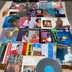 ◎お値下げしました‼️ 【断捨離中】 早い者勝ち‼️ レコード LP EP 300枚以上ELVIS PRESLEY エルビスプレスリー帯付エルトン・ジョン軍歌斉藤由貴邦楽洋楽 アーティストジャンル様々 中古 現状品 当時物 コレクター所蔵品 の画像
