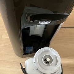 【値下げしました！】シャープ　空気清浄機kc-j50 プラズマクラスターの画像