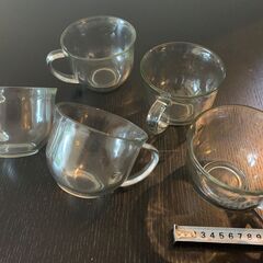 カフェオーレ用のガラスのカップ