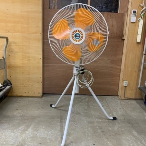 扇風機 大型扇風機 工場扇 鯛勝産業 タイカツ 三脚スタンド式 HC101型 AC100V 50/60HZ共用 押し釦スイッチ 風量3段階調節 180W～280W 中古 動作確認済み