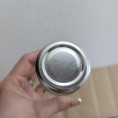 新品未使用　瓶　蓋付きの画像