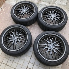 車のパーツ タイヤ、ホイールの画像