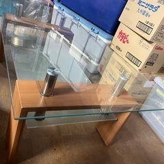 リビングテーブルの画像