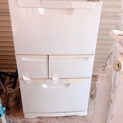 東芝冷蔵庫5ドア　どなたか引き取っていただけませんかの画像