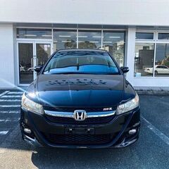 ≪運転のしやすさ&乗り心地バツグン📍≫中古販売👑根強い人気のストリーム🥰💡の画像