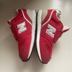 ニューバランススニーカーの画像